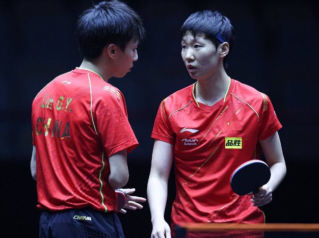 难以变通的 难以变通的