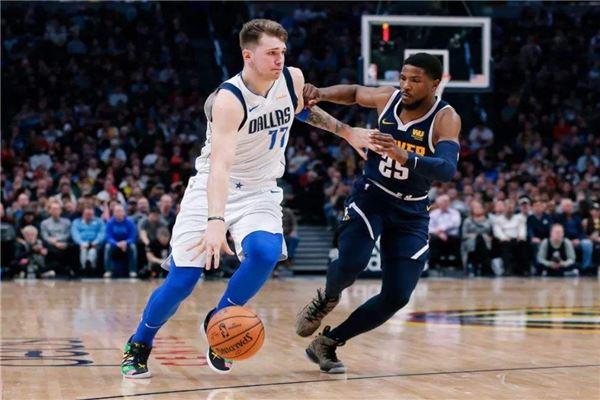 阿斯顿维拉 阿斯顿维拉