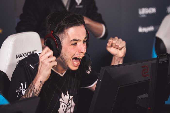 严密防守下 严密防守下